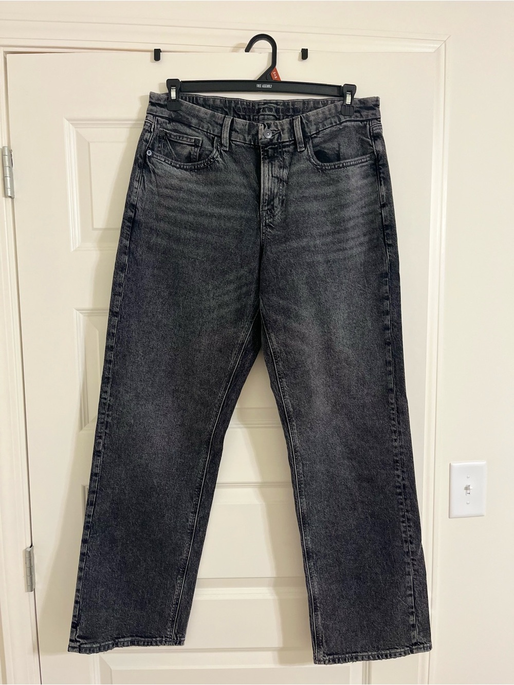 American Eagle Outfitters Women’s Washed Black Relaxed Jeans 12 Long- Worn Once